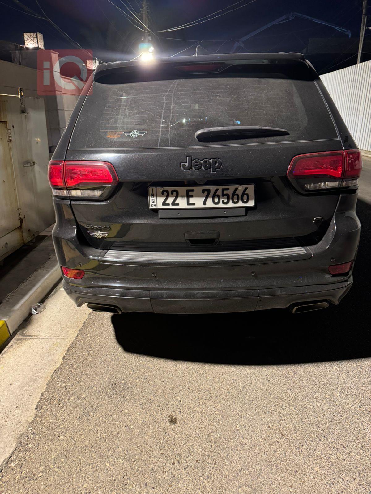 جیپ گراند شیرۆکی